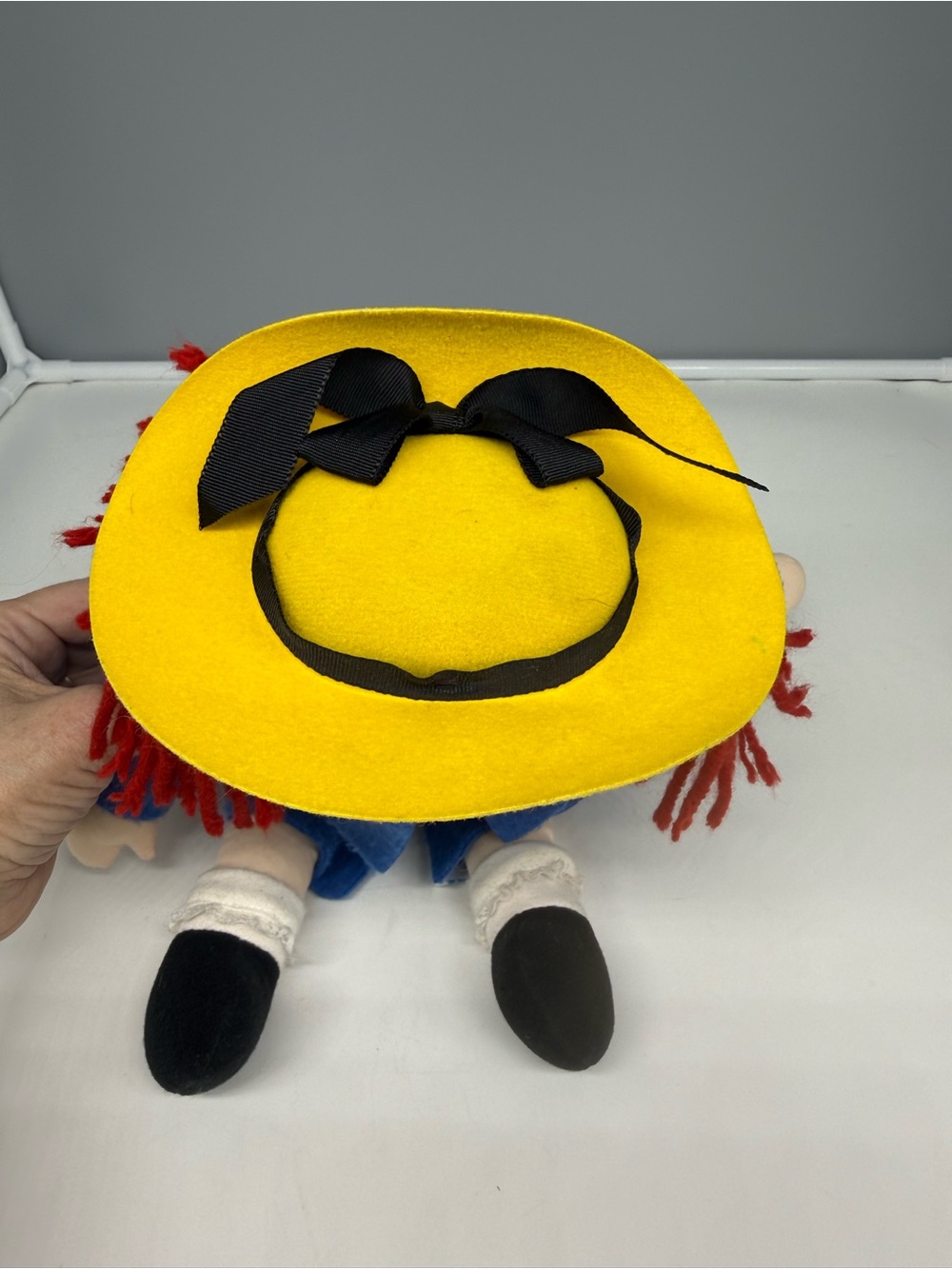 Vintage 1994 Eden Madeline plush doll featuring a felt blue coat and yellow hat - Picture 6 of 11